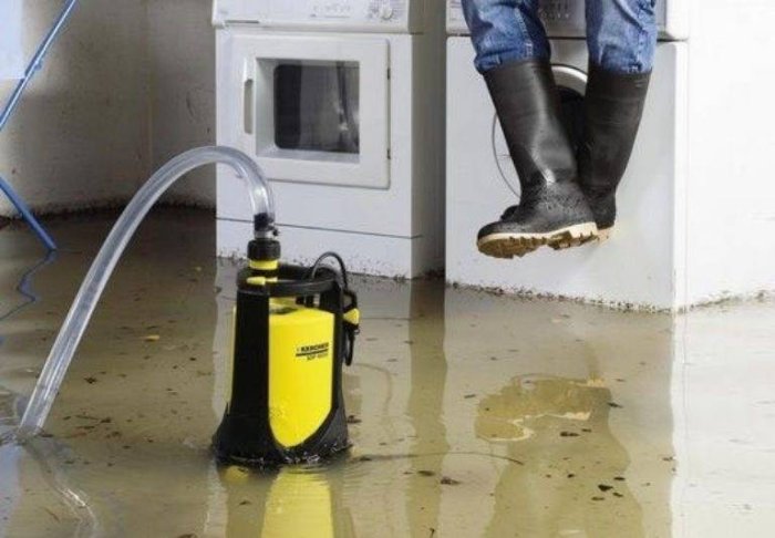 Откачка воды из подвала